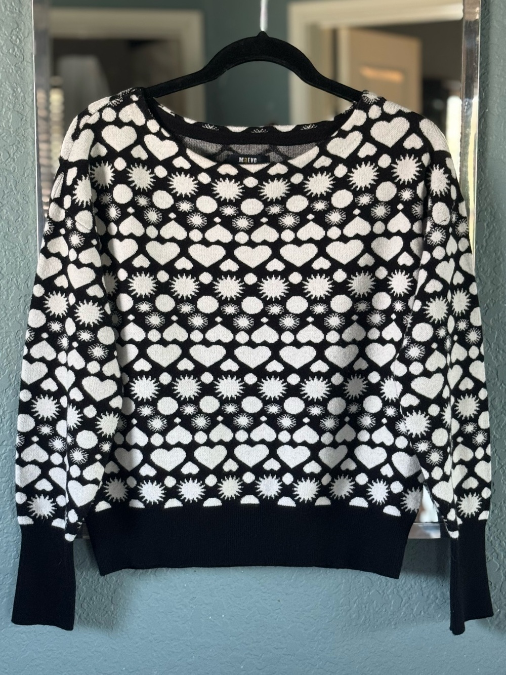 NWOT Anthropologie MAEVE Witchy Heart & Sunburst Cropped Sweater Size Small